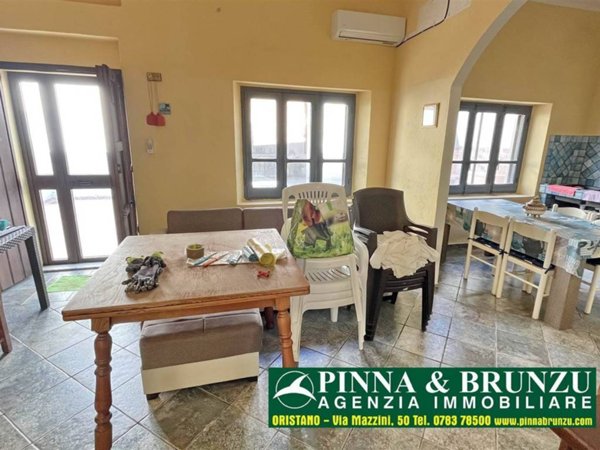 casa indipendente in vendita a San Vero Milis in zona Mandriola