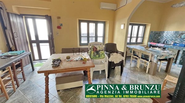 casa indipendente in vendita a San Vero Milis in zona Mandriola