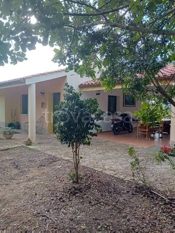 casa indipendente in vendita a San Vero Milis in zona S'Arena Scoada