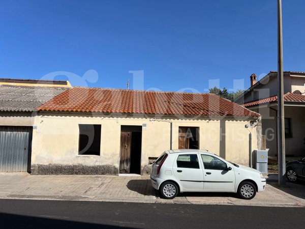 casa indipendente in vendita a Simaxis