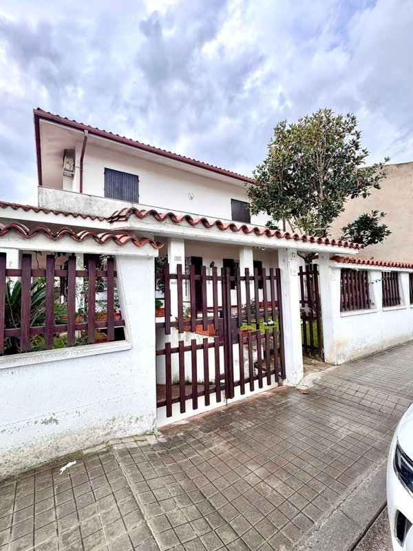 casa indipendente in vendita a Simaxis