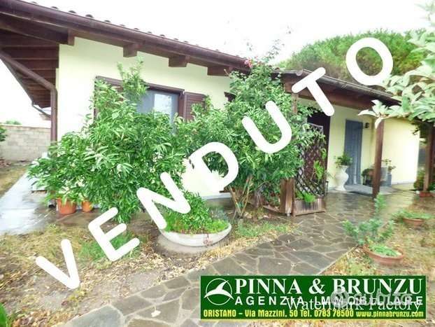 casa indipendente in vendita a Solarussa