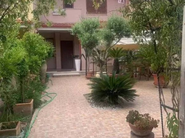 casa indipendente in vendita a Terralba