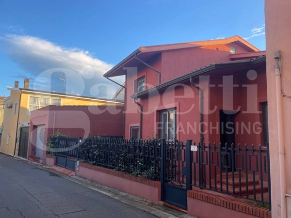 casa indipendente in vendita a Terralba