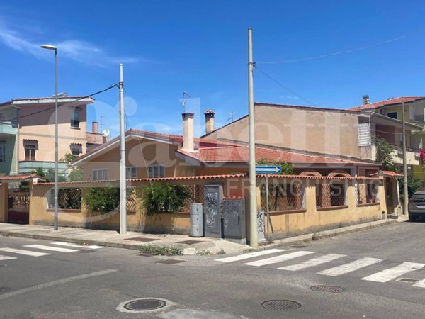 casa indipendente in vendita a Terralba in zona Marceddì