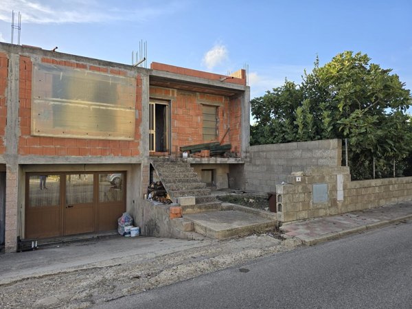casa indipendente in vendita a Tramatza