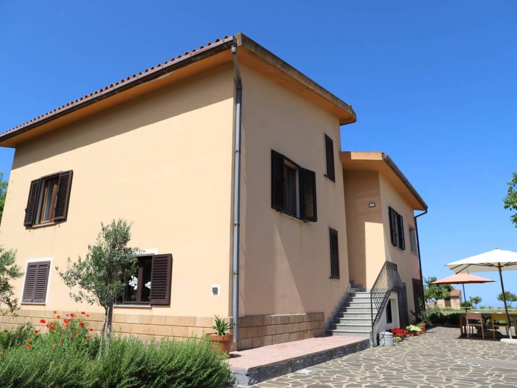casa indipendente in vendita a Tresnuraghes