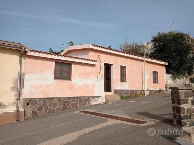 casa indipendente in vendita a Tresnuraghes in zona Porto Alabe