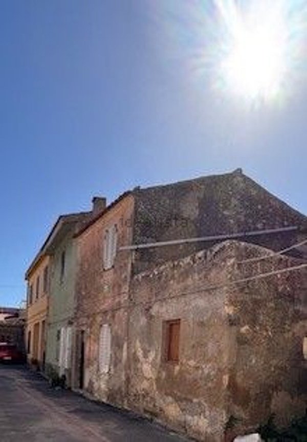 casa indipendente in vendita a Tresnuraghes