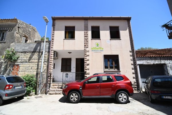 casa indipendente in vendita a Tresnuraghes