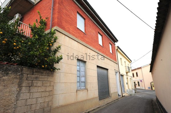 appartamento in vendita ad Usellus