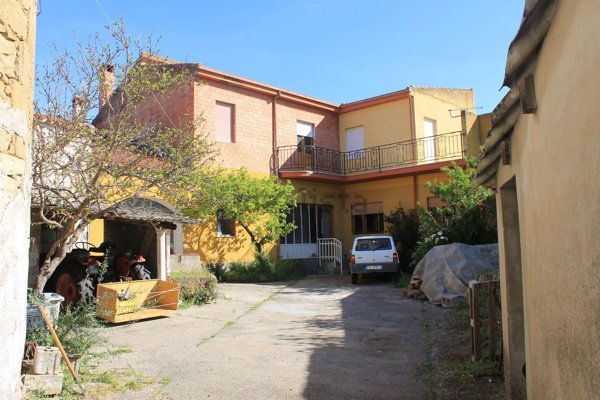 casa indipendente in vendita a Villa Verde