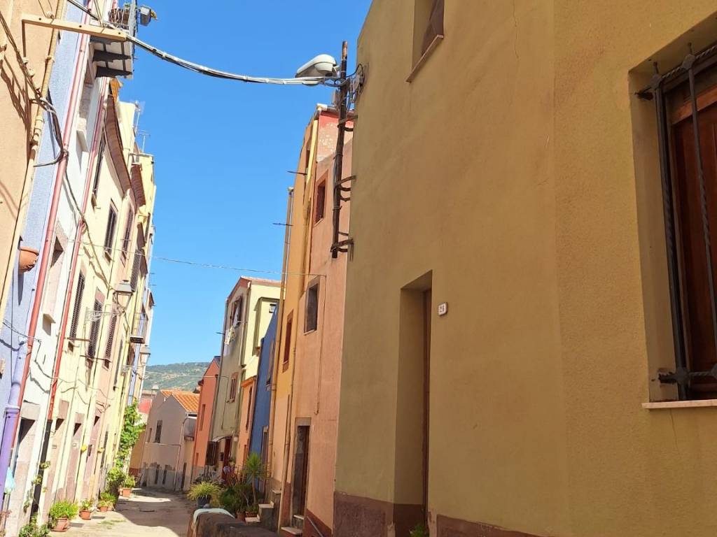 appartamento in vendita a Bosa in zona Bosa Marina