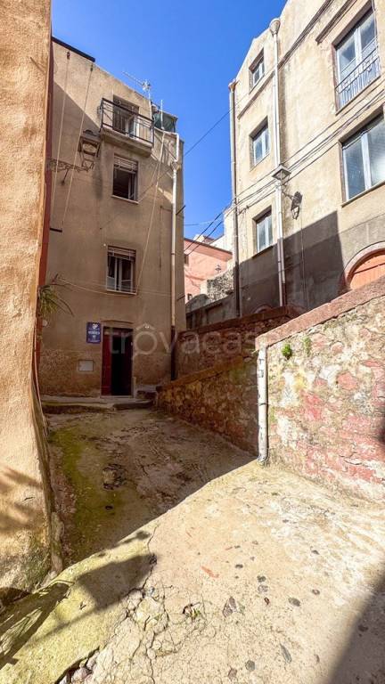 casa indipendente in vendita a Bosa