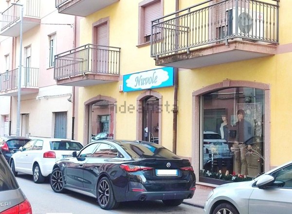 locale commerciale in vendita a Bosa
