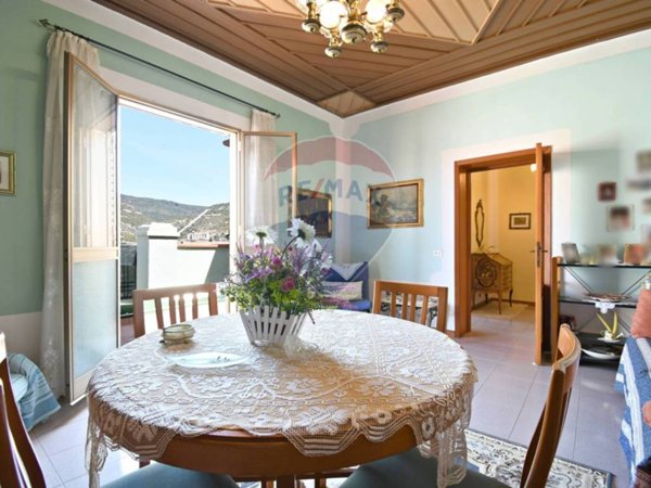 appartamento in vendita a Bosa in zona Bosa Marina