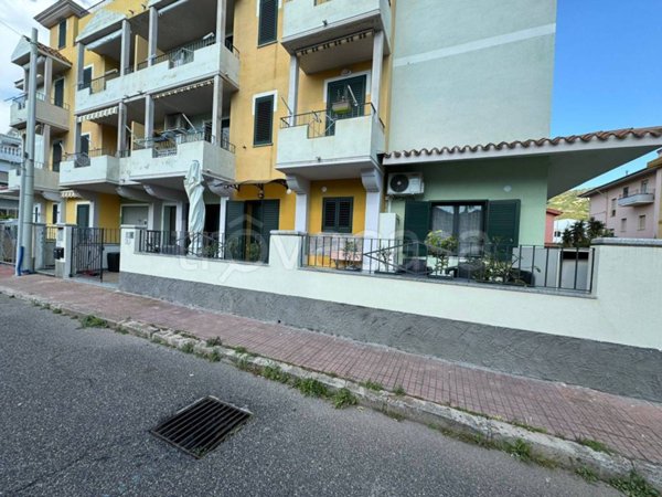 appartamento in vendita a Bosa in zona Bosa Marina