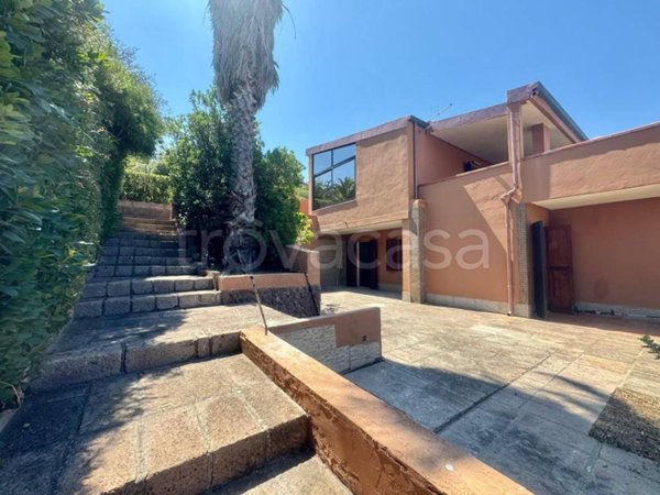 casa indipendente in vendita a Bosa