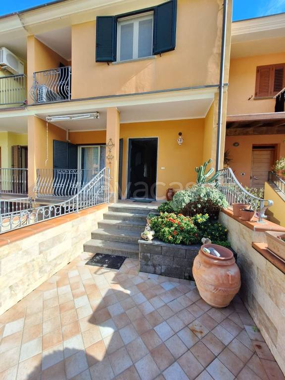 casa indipendente in vendita a Bosa