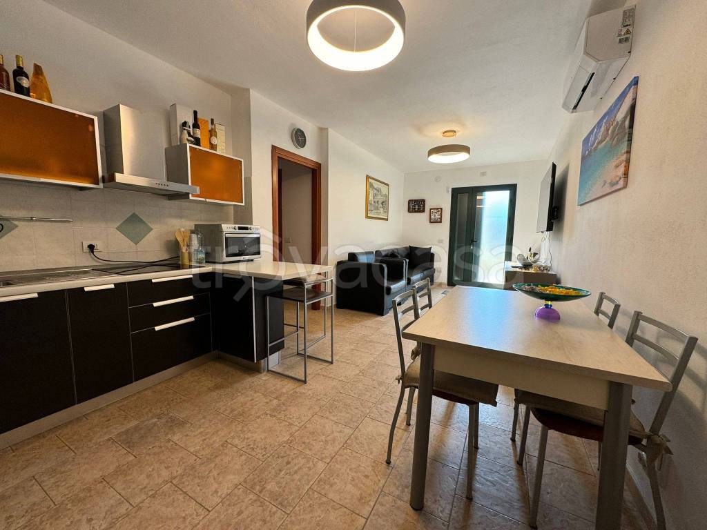 appartamento in vendita a Bosa in zona Bosa Marina