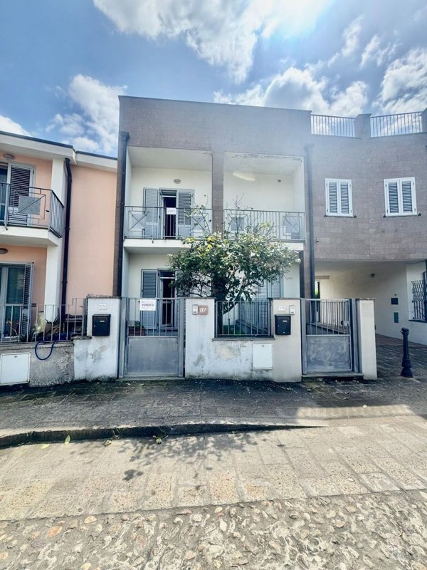 casa indipendente in vendita a Bosa