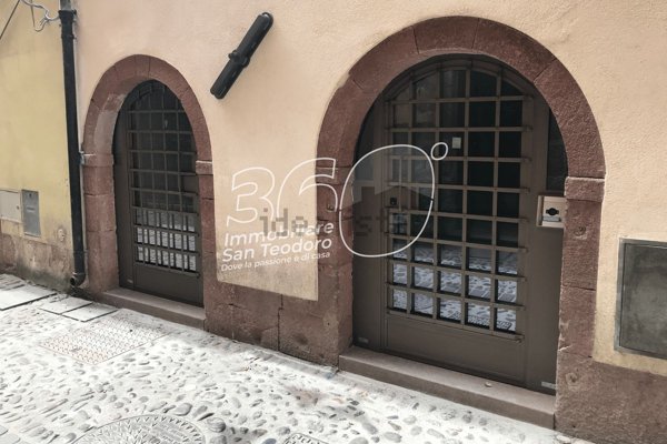casa indipendente in vendita a Bosa