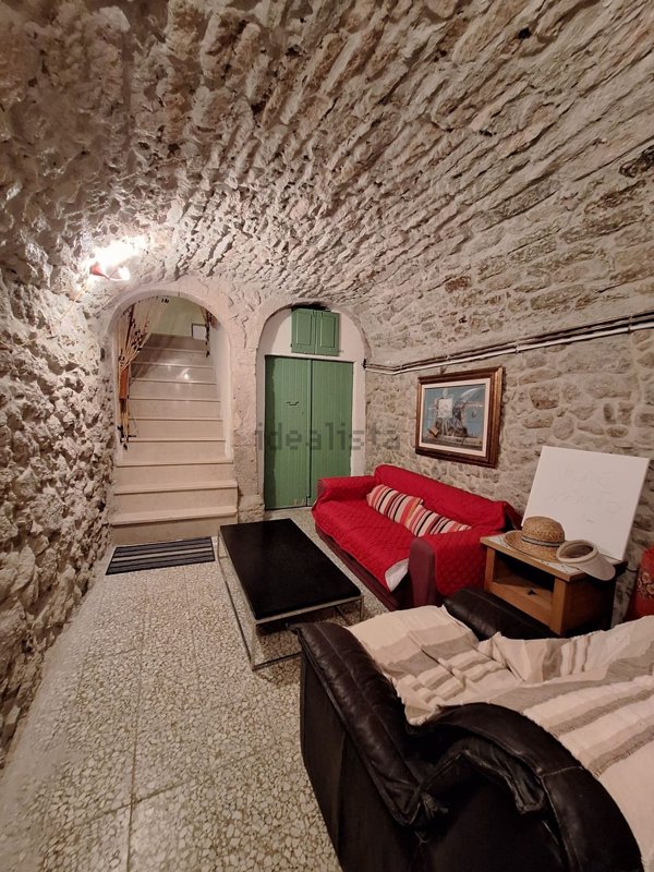 casa indipendente in vendita a Bosa