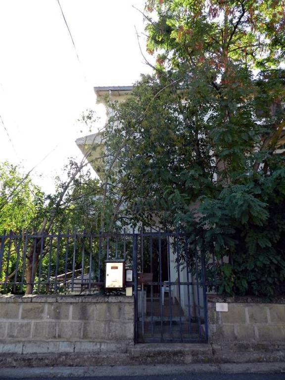 casa indipendente in vendita a Laconi