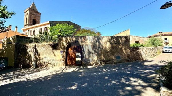 casa indipendente in vendita a Laconi