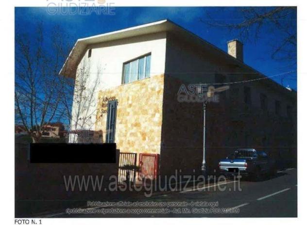 negozio in vendita a Laconi