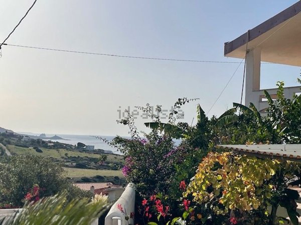 casa indipendente in vendita a Magomadas
