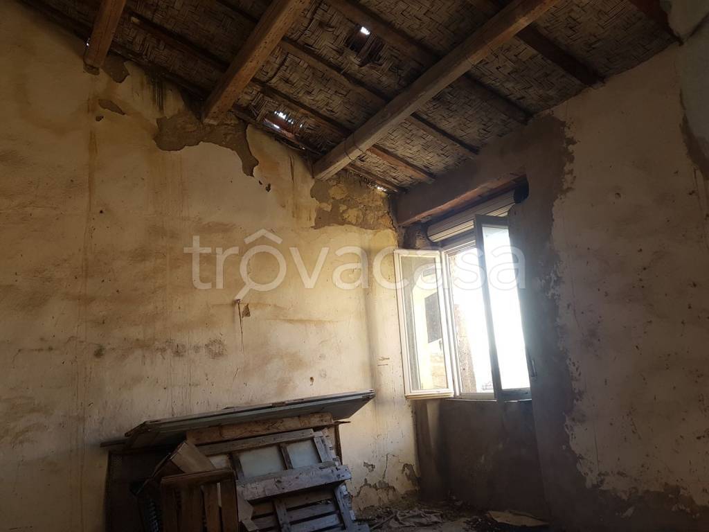 casa indipendente in vendita a Magomadas