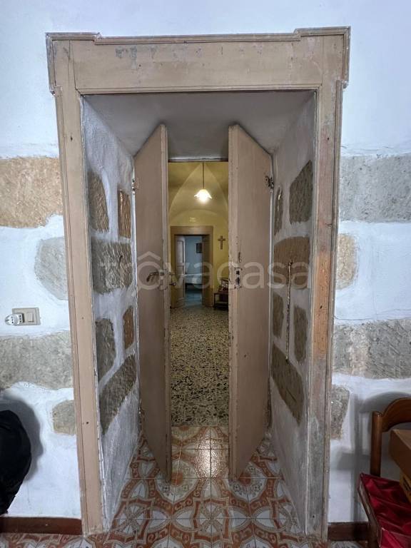 casa indipendente in vendita a Magomadas