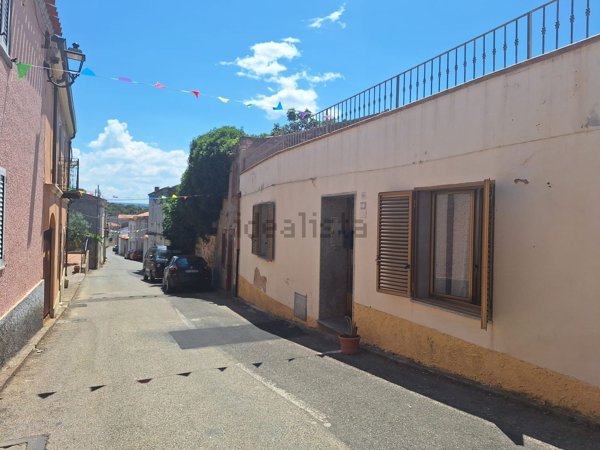 casa indipendente in vendita a Magomadas