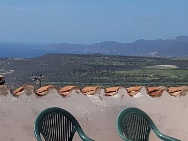 casa indipendente in vendita a Magomadas