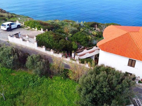 casa indipendente in vendita a Magomadas