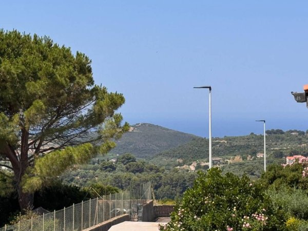 casa indipendente in vendita a Magomadas