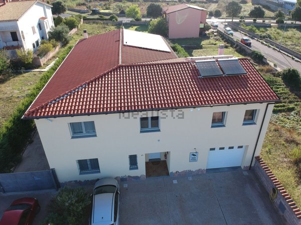 casa indipendente in vendita a Suni