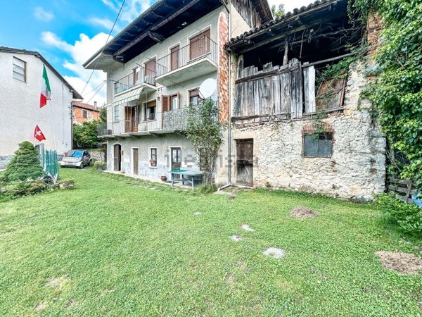 casa indipendente in vendita ad Ailoche