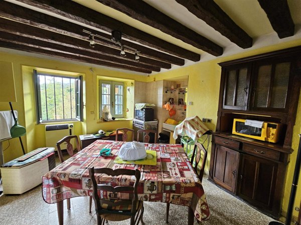 casa indipendente in vendita ad Ailoche in zona Venarolo