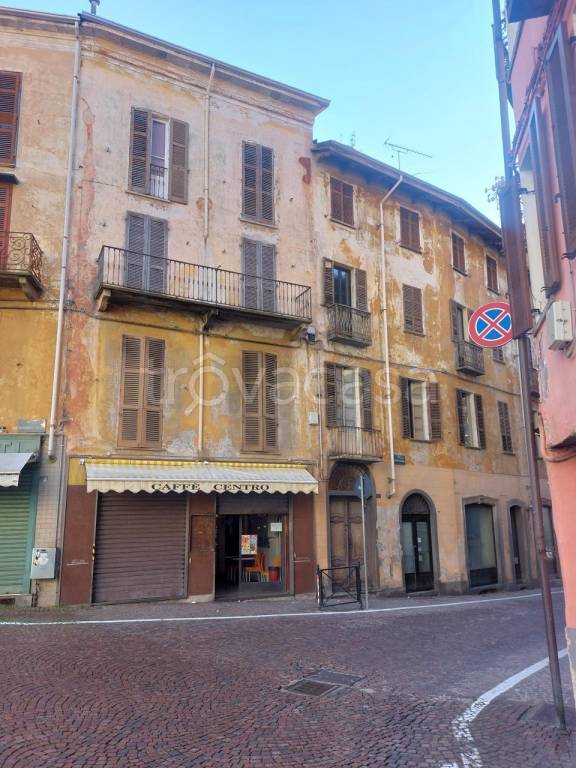 negozio in vendita ad Andorno Micca