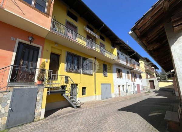 casa semindipendente in vendita ad Andorno Micca