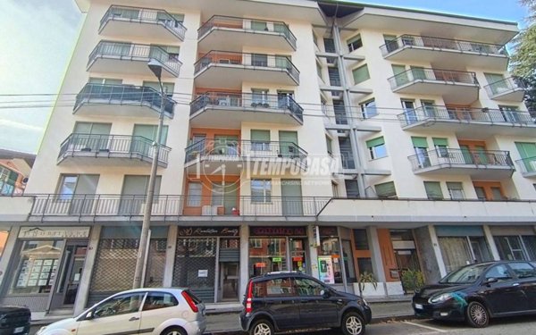 negozio in vendita ad Andorno Micca