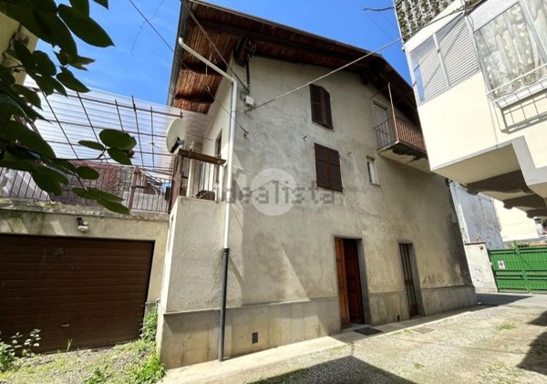 casa semindipendente in vendita ad Andorno Micca