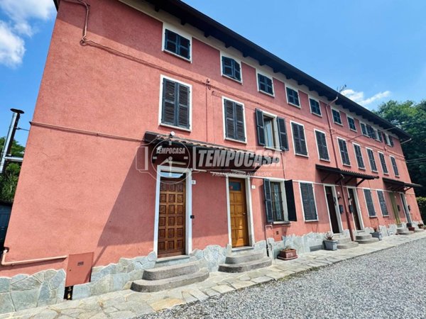 casa indipendente in vendita ad Andorno Micca in zona Lorazzo Superiore