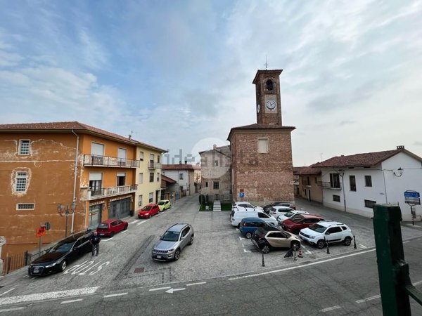 casa indipendente in vendita a Benna