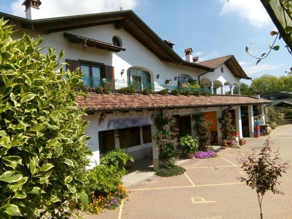 appartamento in vendita a Benna