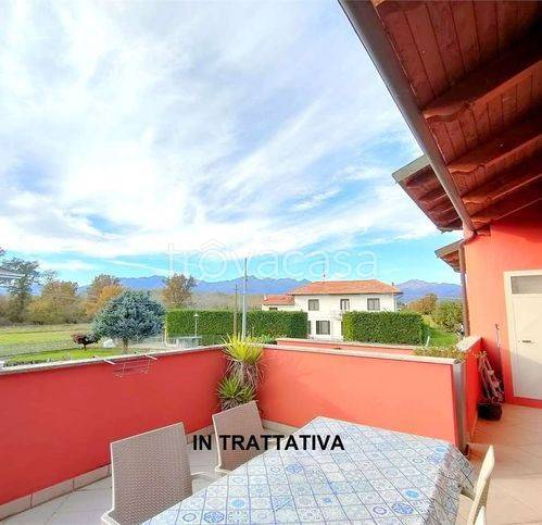 appartamento in vendita a Benna