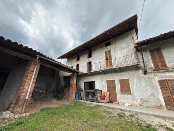 appartamento in vendita a Benna