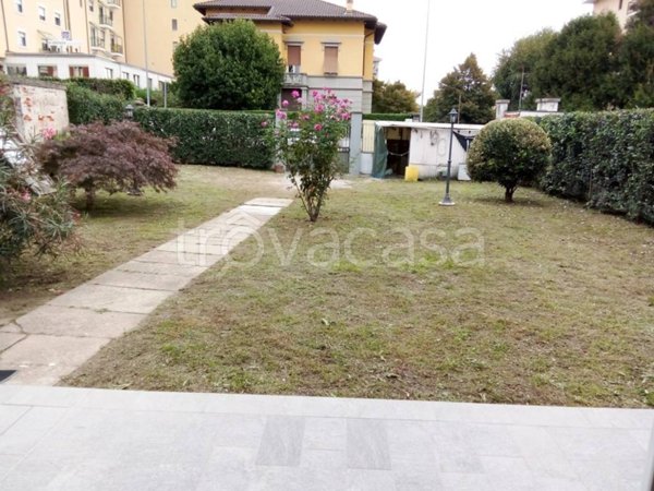 casa indipendente in vendita a Biella in zona Via Pietro Micca